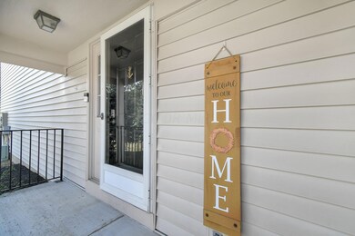 2-web-or-mls-2521-dahlia-way