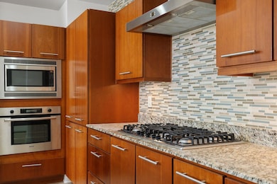 210 Lee Barton Dr unit 517, Austin, TX 78704 - photo 4