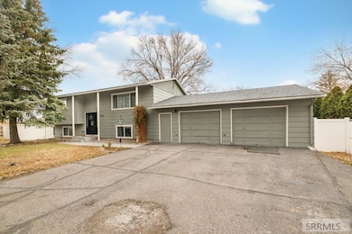 2920 N 45th E, Idaho Falls, ID 83401 - photo 2