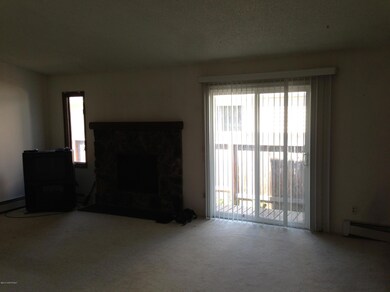Cassius CT Living Room