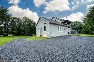 727 Hex Hwy, Hamburg, PA 19526 - photo 2