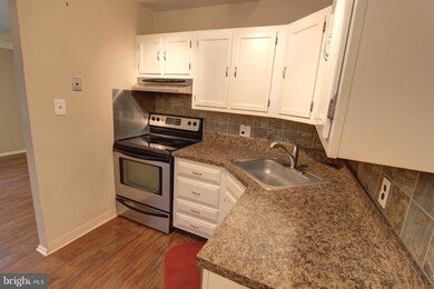 4 William Paca Bldg unit 4, Blackwood, NJ 08012 - photo 3