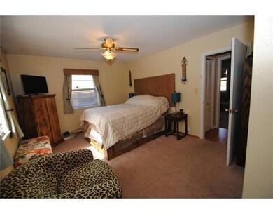 913 NW 10th St, Bentonville, AR 72712 - photo 4