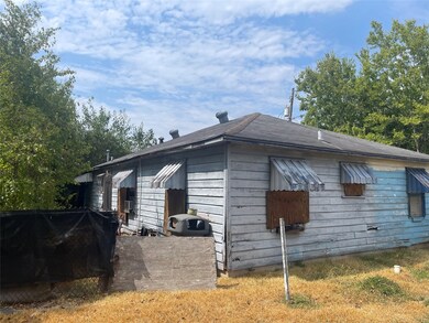 3520 Mount Pleasant St, Houston, TX 77021 - photo 4