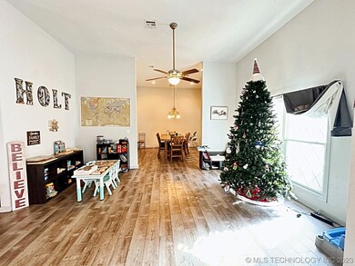 334 Bailey Blvd, Tahlequah, OK 74464 - photo 4