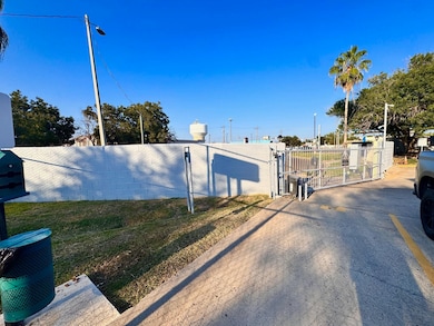 1205 International Blvd unit 1, Laredo, TX 78045 - photo 5