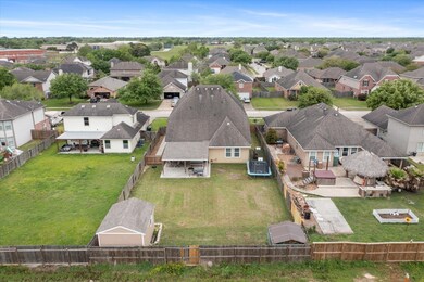 1430 Barras St, Alvin, TX 77511 - photo 4