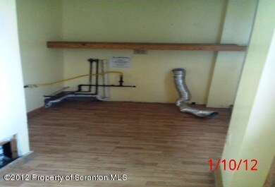 256 E Broad St, Nanticoke, PA 18634 - photo 7