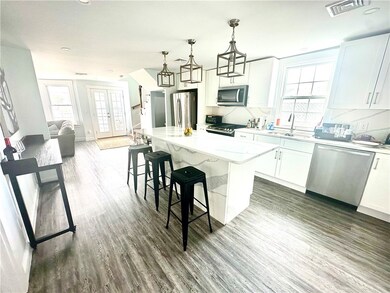 693 Thames St unit 2, Newport, RI 02840 - photo 6