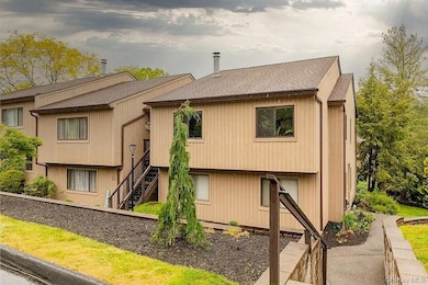 4008 Deer Path, Poughkeepsie, NY 12603 - photo 2