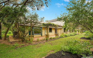 25618 Broad Oak Trail, San Antonio, TX 78255 - photo 6