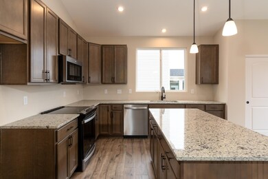 STW5-0039-00 Alexander-8-kitchen