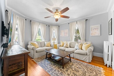 28 Elgin St unit 1, West Roxbury, MA 02132 - photo 3