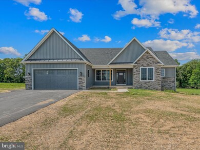 328 Eiderdown Dr, Martinsburg, WV 25404 - photo 3