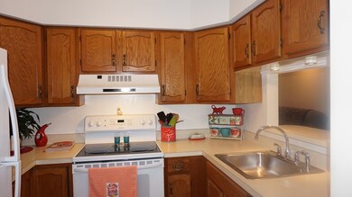 489 Elsbree St unit 1, Fall River, MA 02720 - photo 4