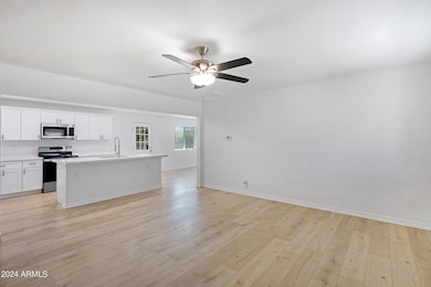1123 E 6th Pl-6