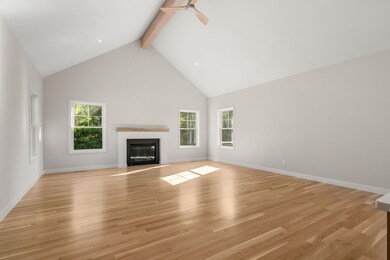 27 Lily Ln, Londonderry, NH 03053 - photo 5