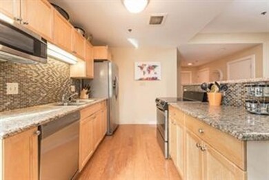 The Strada 234 unit 704, Boston, MA 02114 - photo 5