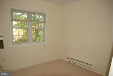 3423 Martha Custis Dr unit 968-3423, Alexandria, VA 22302 - photo 6