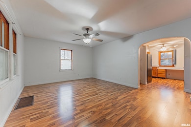 1431 N Ottawa St, Lincoln, IL 62656 - photo 3