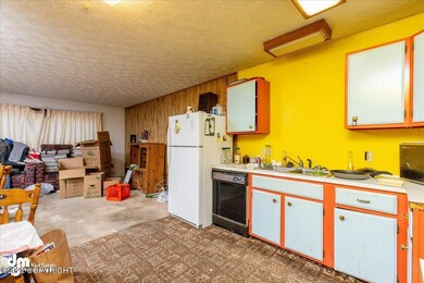 05-Kitchen 20220216-DW-8376