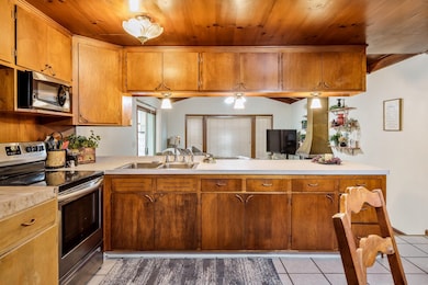 1603 Log Cabin Ave, Rockford, IL 61108 - photo 5