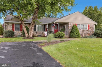 3248 Stoudts Ferry Bridge Rd, Reading, PA 19605 - photo 3