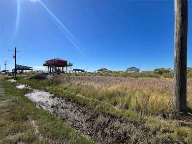 0 Mabry unit 19074057, Gilchrist, TX 77617 - photo 2