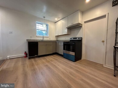 781 Paulsboro Rd, Swedesboro, NJ 08085 - photo 4