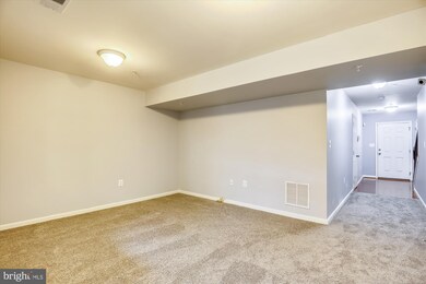 103 Thomasson Ct, Capitol Heights, MD 20743 - photo 6