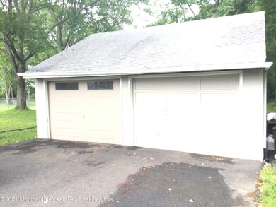 22 Middlesex Rd, Matawan, NJ 07747 - photo 2