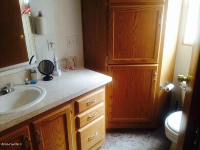 401 Schut bath