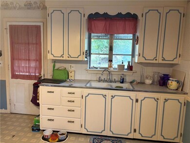 1223 S Osage St, Independence, MO 64055 - photo 6