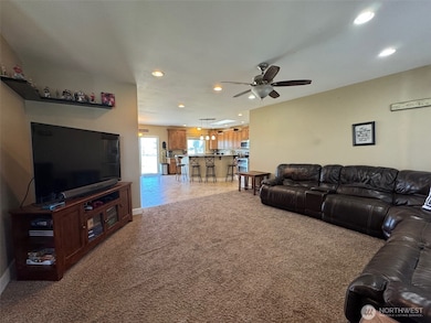 849 S Mckinney Rd, Othello, WA 99344 - photo 3