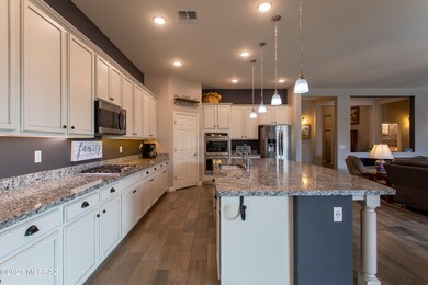 Open Kitchen