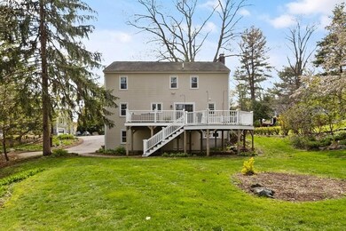 111 Worcester Ln, Waltham, MA 02451 - photo 3