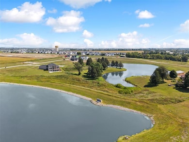 4644 176th Ct, Urbandale, IA 50323 - photo 3