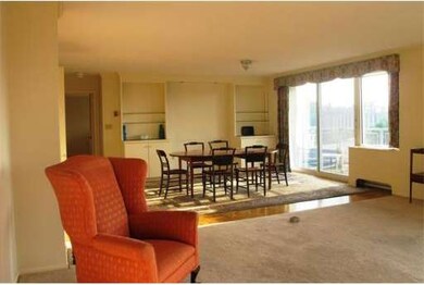 Executive House unit 808, Worcester, MA 01609 - photo 4