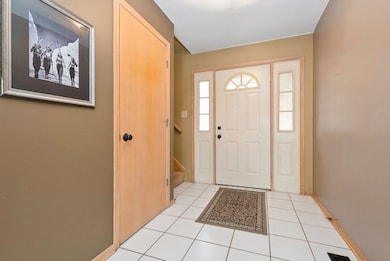 7642 W 158th Ct unit 7642, Orland Park, IL 60462 - photo 2