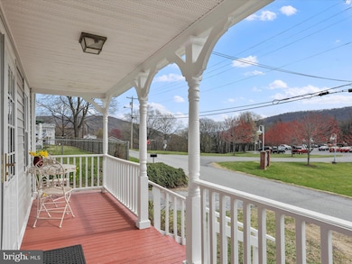 190 Taylor St, Harpers Ferry, WV 25425 - photo 4