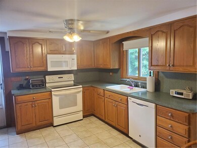404 Central Ave, Johnston, RI 02919 - photo 6
