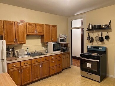 454 Green St unit 1, Cambridge, MA 02139 - photo 3