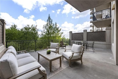 One Vinings Mountain unit 304, Atlanta, GA 30339 - photo 2