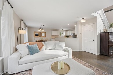 4658 Tiger Lily Trail unit 6, Clarkston, MI 48346 - photo 6