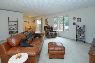 745 Thomas St-105