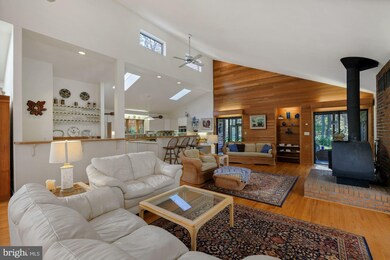 23212 Peach Tree Rd, Clarksburg, MD 20871 - photo 6