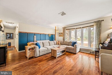 304 Glenway Rd, Glenside, PA 19038 - photo 5