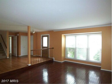 17288 Pickwick Dr, Purcellville, VA 20132 - photo 5