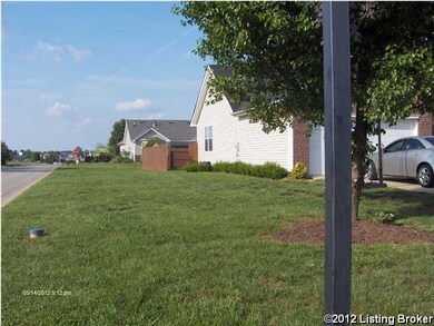 858 Helmwood Cir, Mount Washington, KY 40047 - photo 3