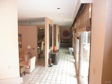 313 N Main St unit 317, Allentown, PA 18104 - photo 2